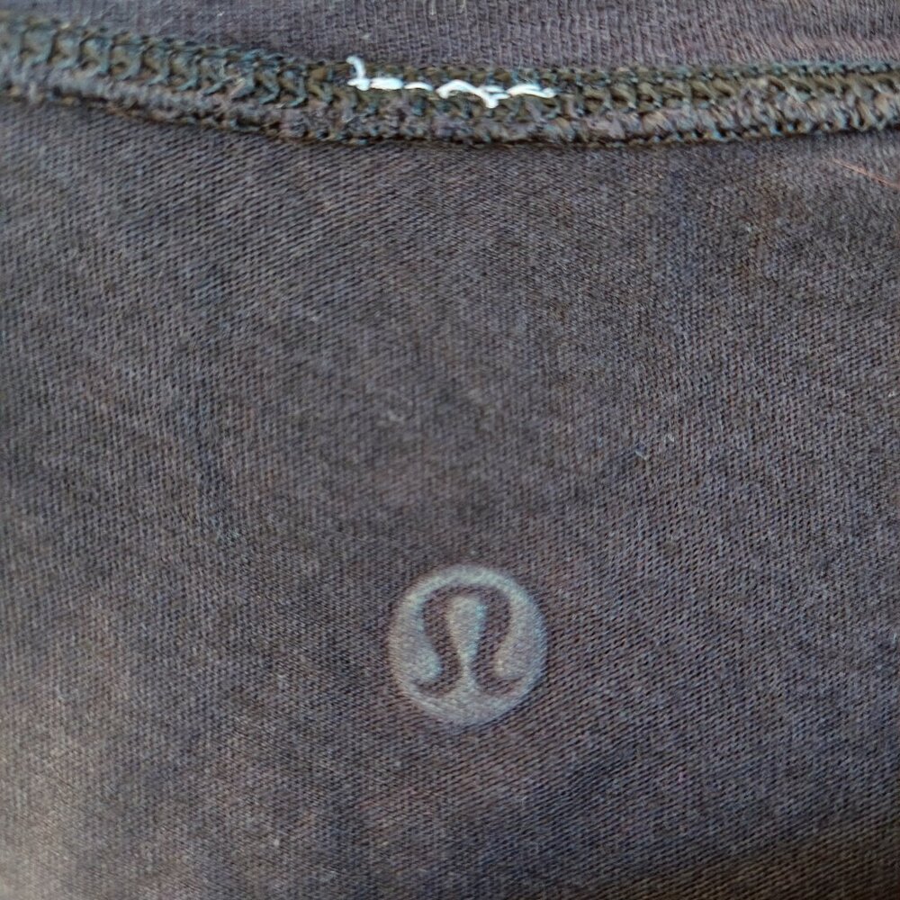 LULULEMON Ultra Soft Top - Picture 5 of 5